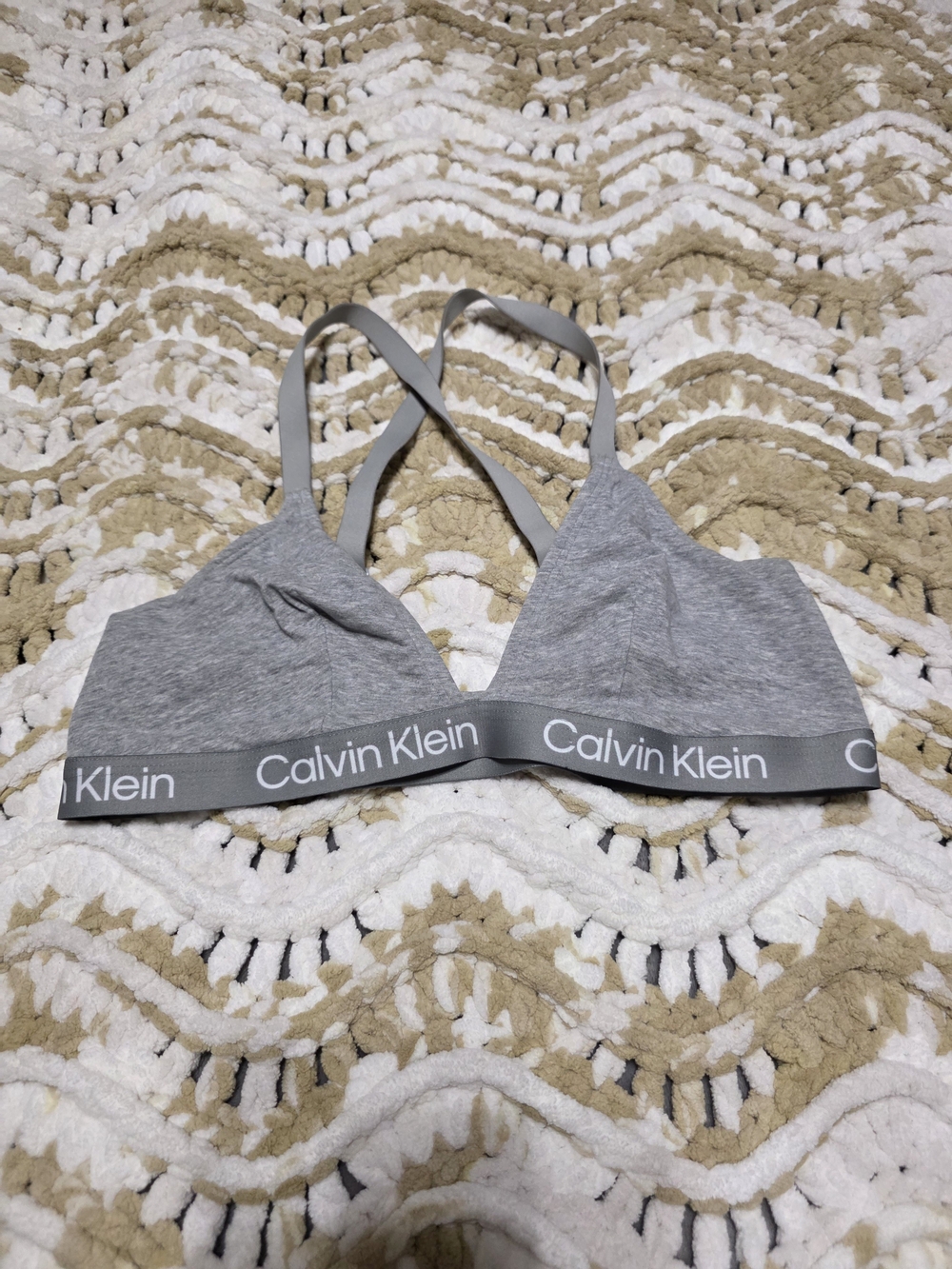 Calvin Klein Women’s Gray Triangle Bralette